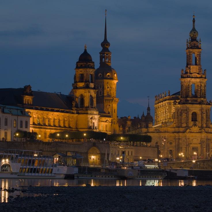 Outdoor terrace seating suitable for families in Madrid
